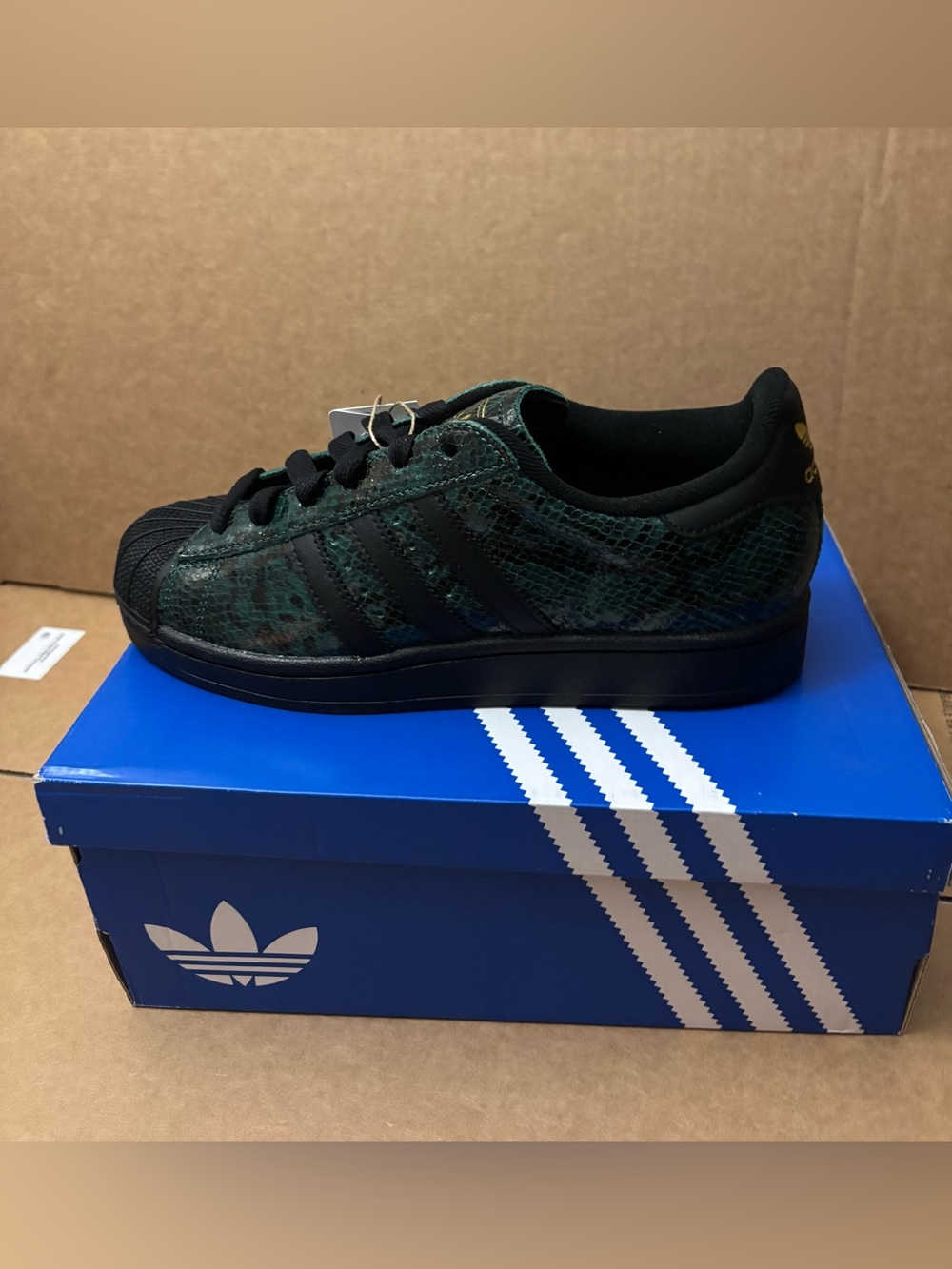 adidas Women's Superstar II Shoes Snakeskin Green Size 6.5